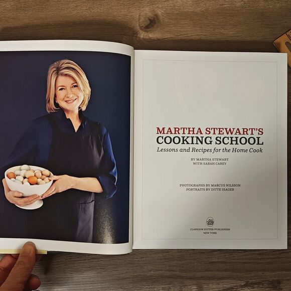 Martha Stewart's Cooking School Lessons & Recipes Cookbook Hardcover 1st Ed - Picture 6 of 16